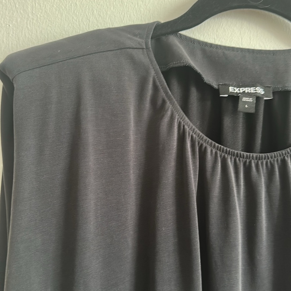*Excellent Condition* Express Sleeveless Blouse, Sz. L - Picture 4 of 9